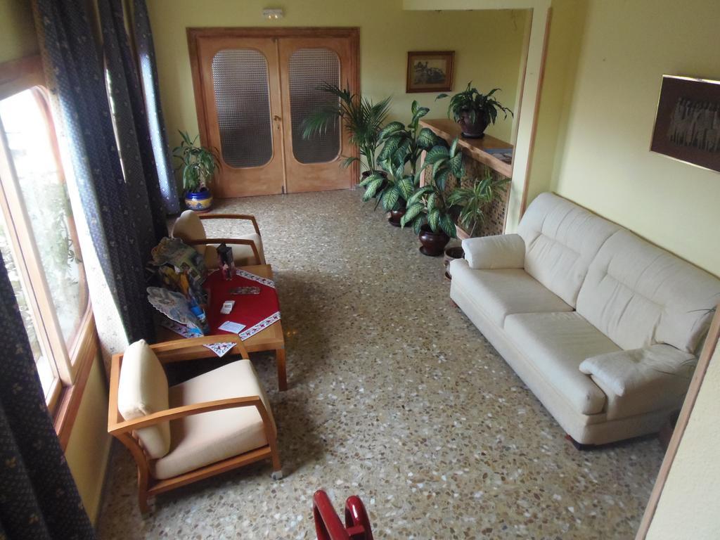 אלביר Hostal Ventorrillo מראה חיצוני תמונה